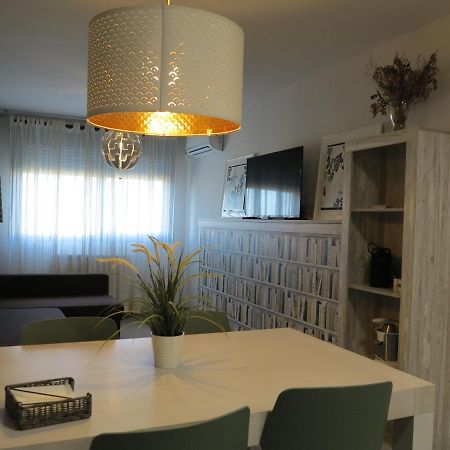Tudela Balcon De Bardenas Apartment ภายนอก รูปภาพ