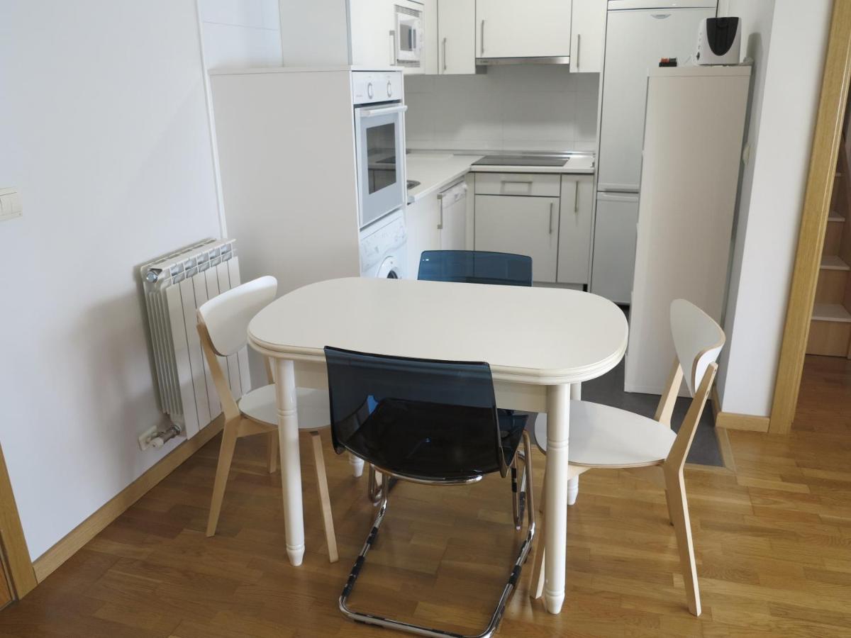 Tudela Balcon De Bardenas Apartment ภายนอก รูปภาพ
