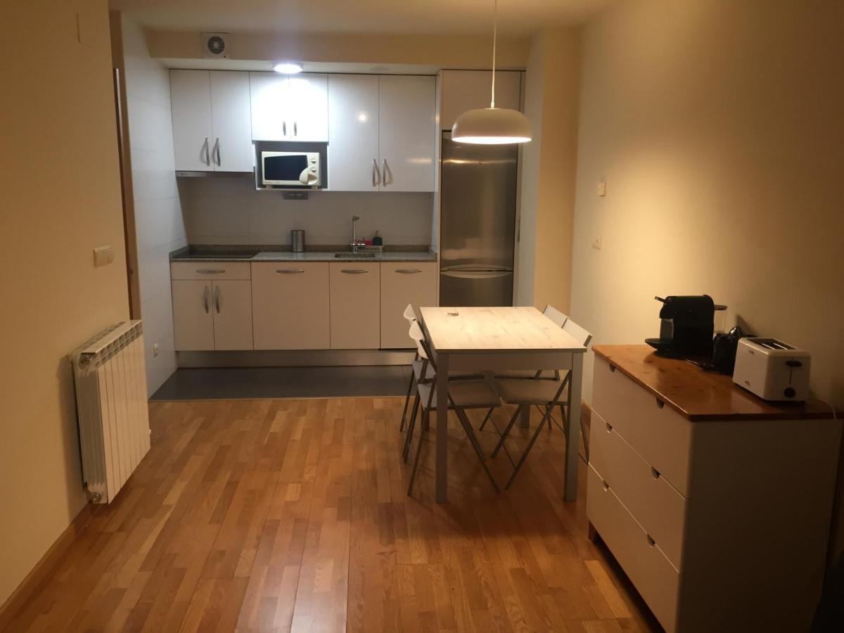 Tudela Balcon De Bardenas Apartment ภายนอก รูปภาพ