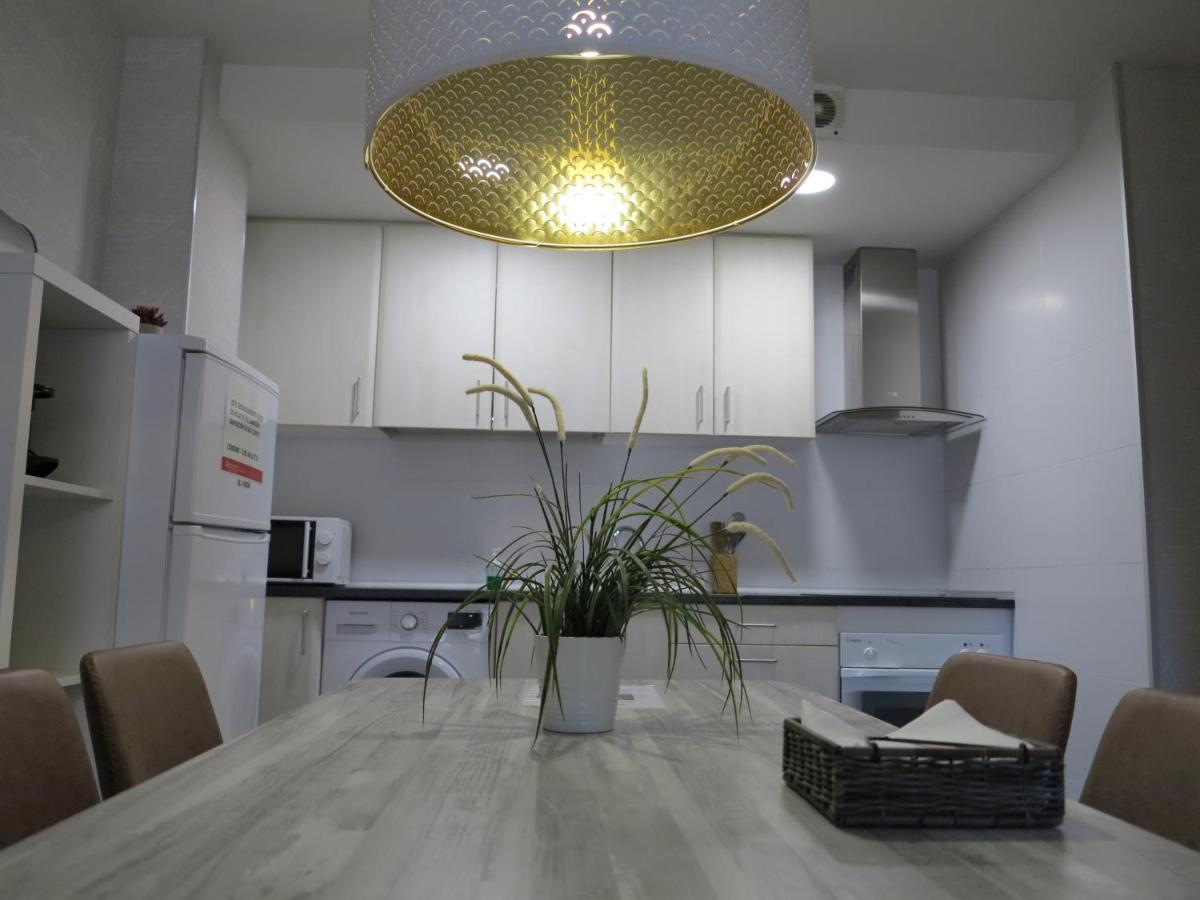 Tudela Balcon De Bardenas Apartment ภายนอก รูปภาพ