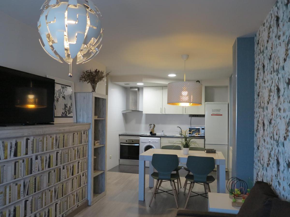 Tudela Balcon De Bardenas Apartment ภายนอก รูปภาพ