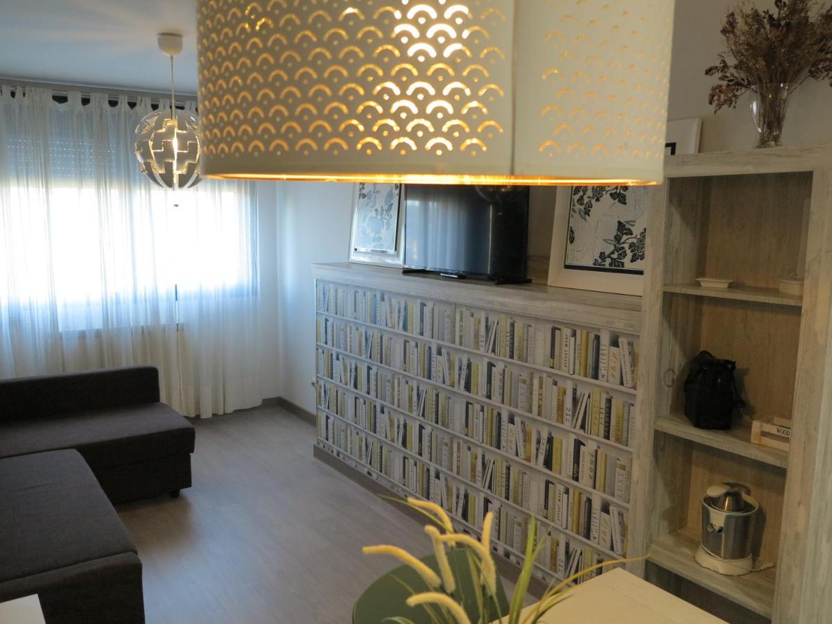 Tudela Balcon De Bardenas Apartment ภายนอก รูปภาพ
