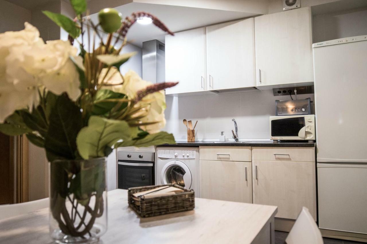 Tudela Balcon De Bardenas Apartment ภายนอก รูปภาพ