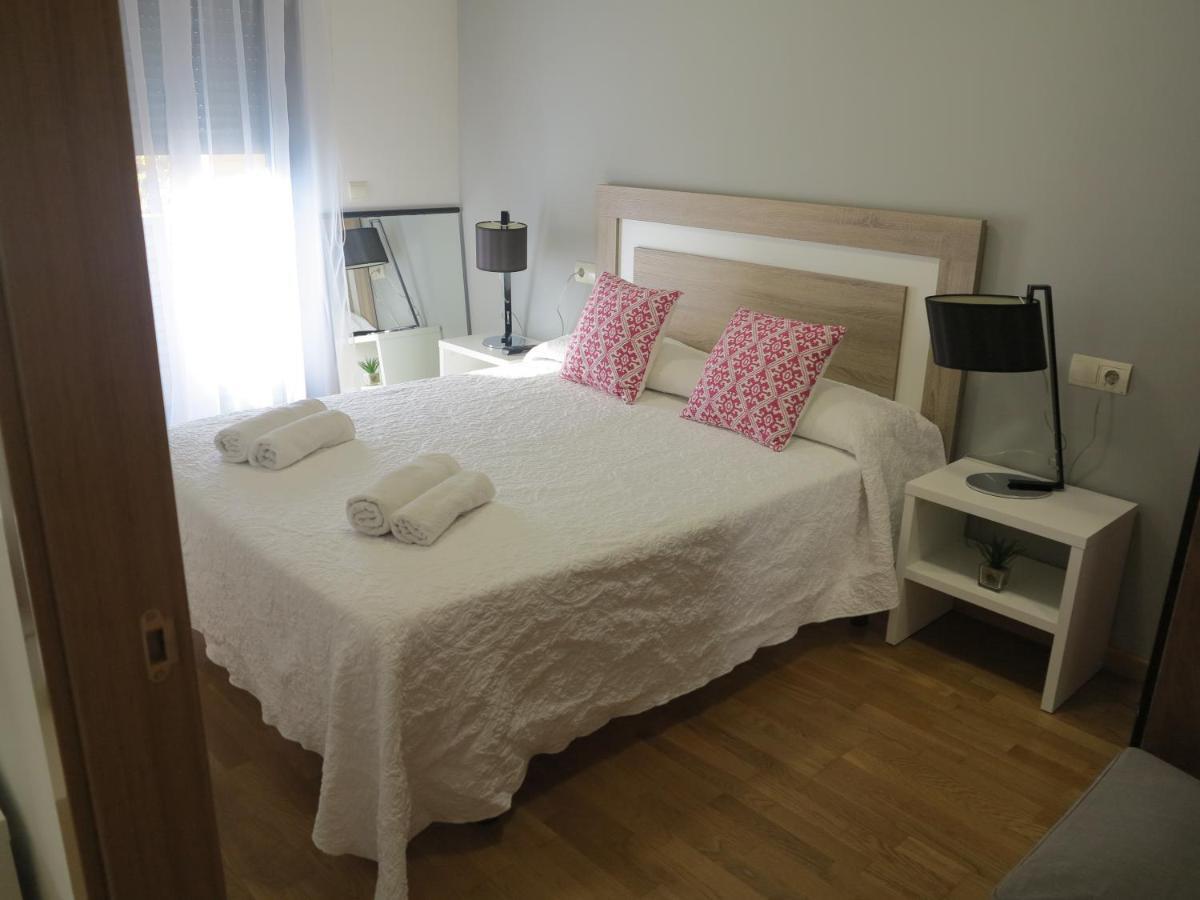 Tudela Balcon De Bardenas Apartment ภายนอก รูปภาพ