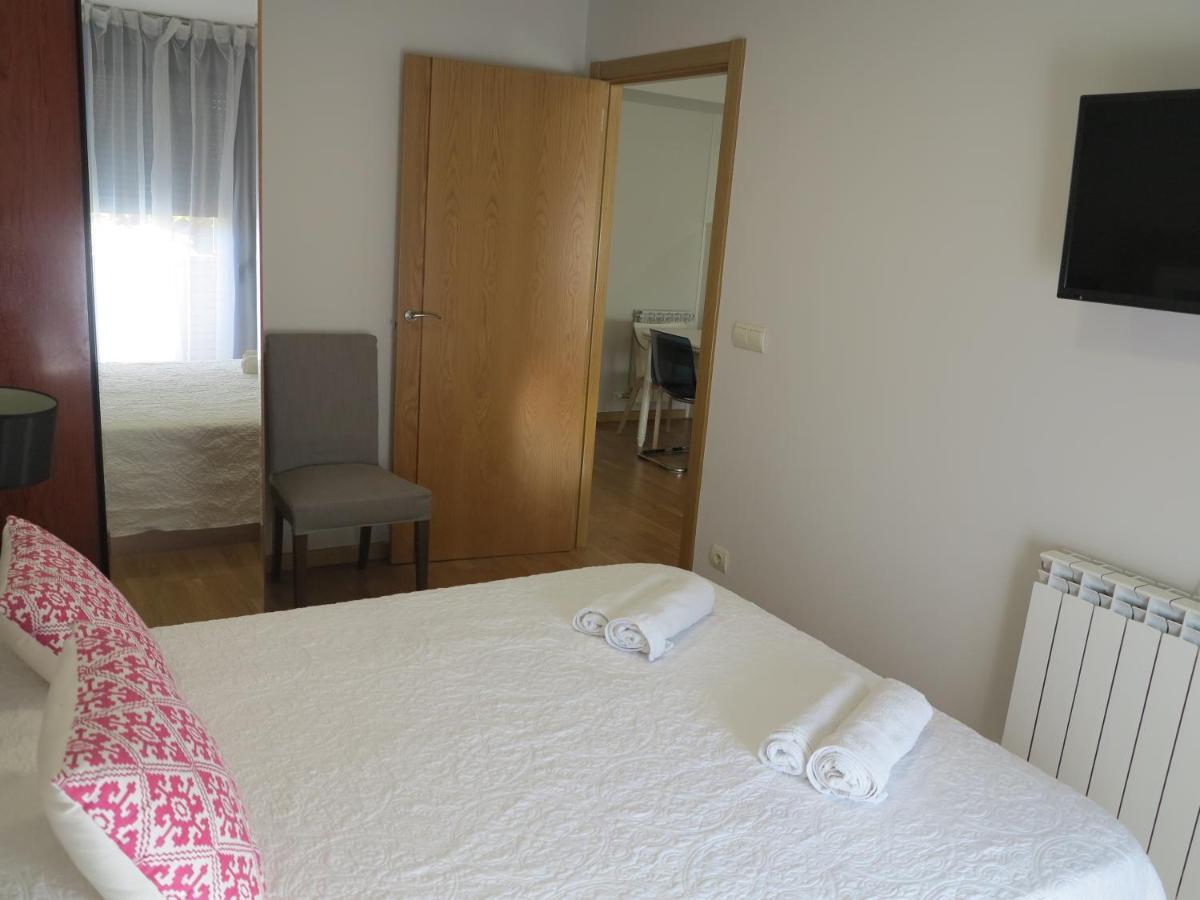 Tudela Balcon De Bardenas Apartment ภายนอก รูปภาพ